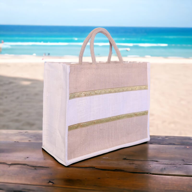 Beachy Bachelorette Party + Bridal Shower Gift Ideas from Wedding