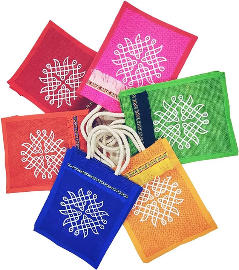 Buy 10 Traditional Kolam Print Jute Gift Bag / Fabric Gift Bag / Events /  Wedding Gift Bag Haldi Kumkum Pongal /thamboolam Big Bags / Sari Bag Online  in India - Etsy